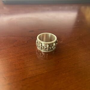 Brighton fleur de lis ring. Worn once. Like new condition